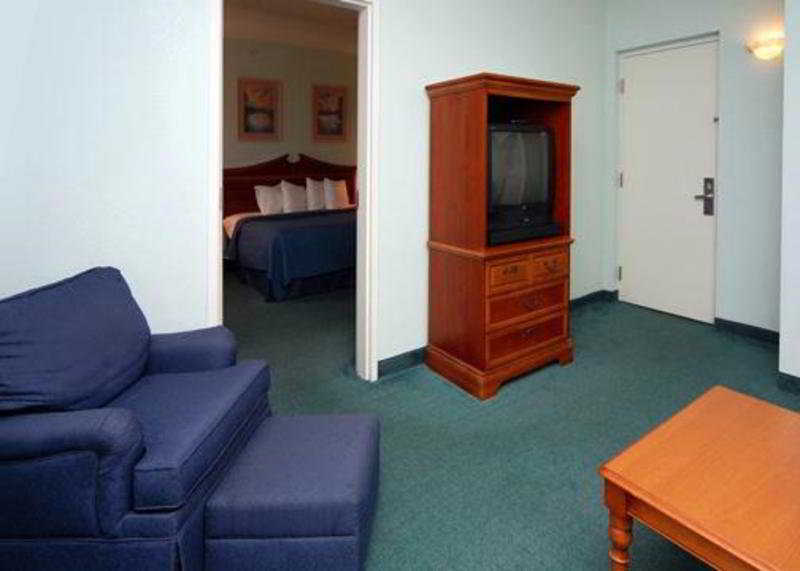 Cocoa Beach Suites Hotel Room photo